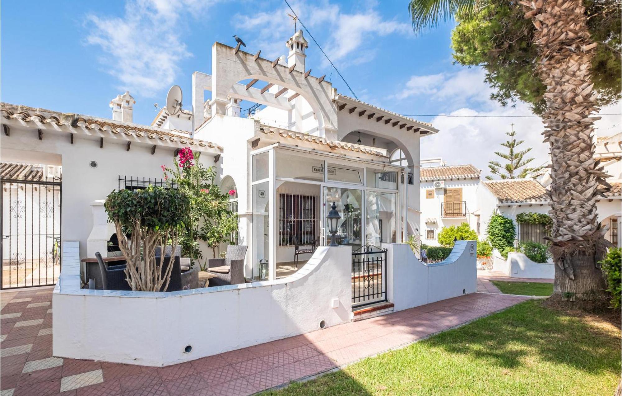 Amazing Home In Torrevieja With Kitchen Exterior photo